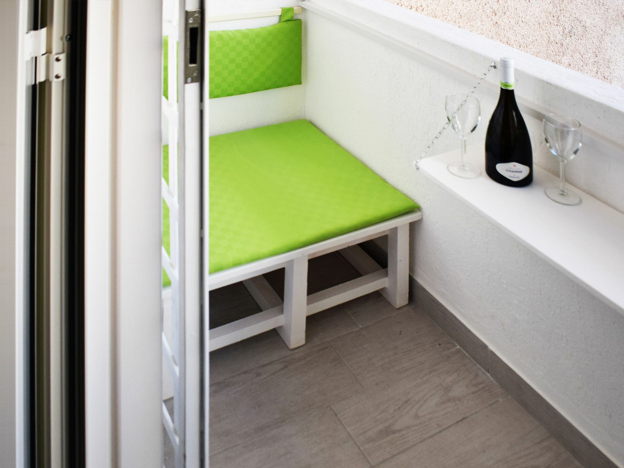Shower Shows Marsala Exterior photo